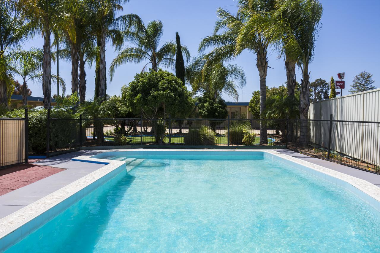 Renmark Motor Inn Bagian luar foto